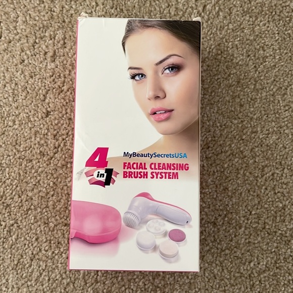 My Beauty Secrets USA, FACIAL CLEANSING Pink and White BRUSH SYSTEM NEW IN BOX! - Picture 6 of 6